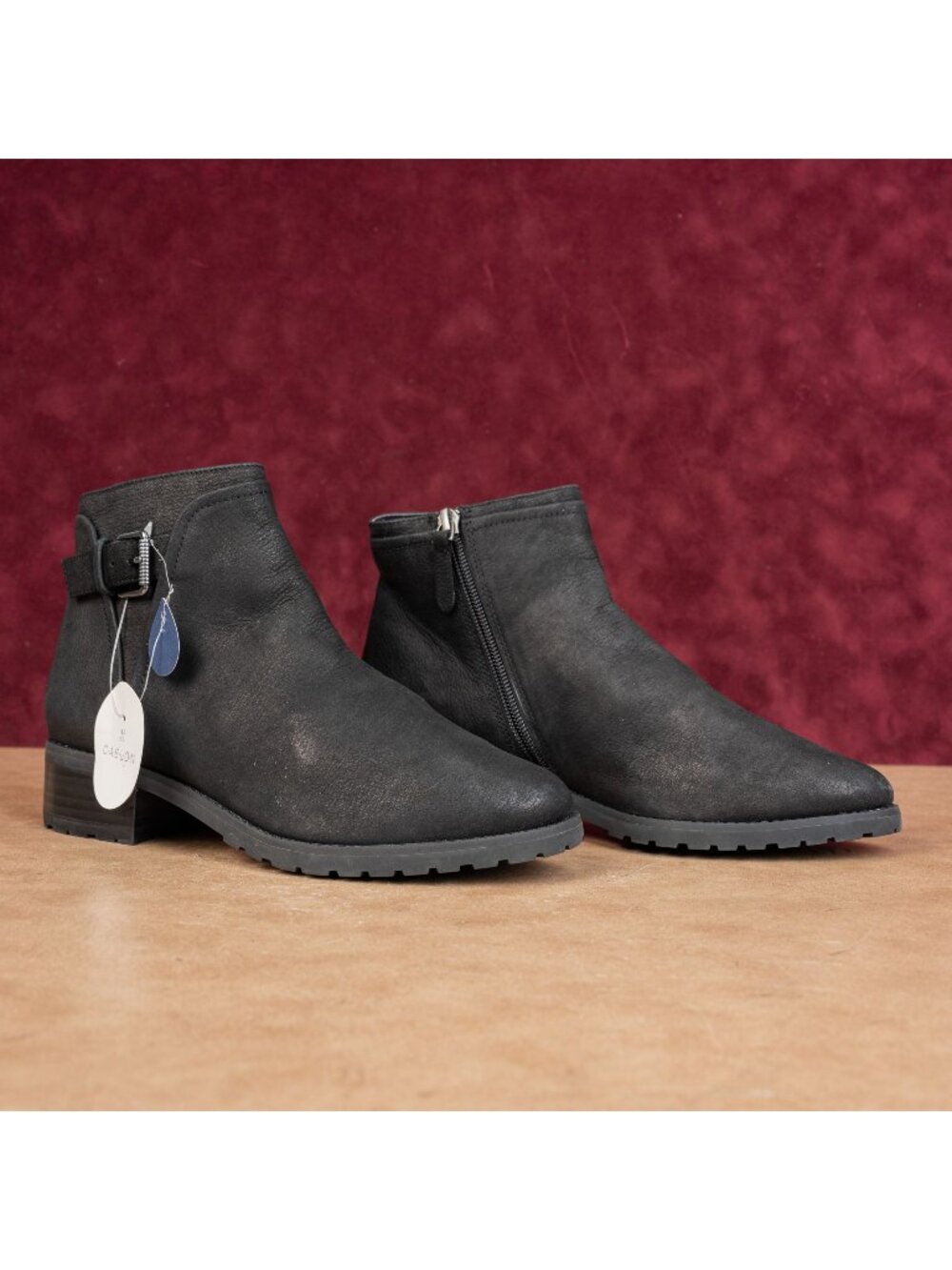 Caslon Women Black Suede Water Resistant Moto Ankle Boots size 6.5